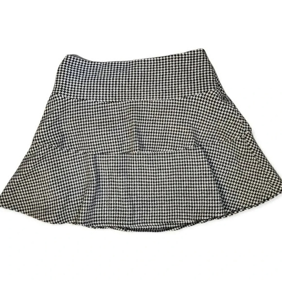 david n Vintage Houndstooth Wool Ruffled Skirt - Picture 10 of 13